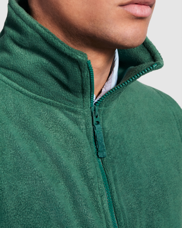 BELLAGIO — Αμάνικο fleece με ψηλό γιακά, κεντρικό φερμουάρ, πλαϊνές τσέπες με φερμουάρ