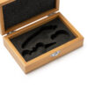 4129_29_3_2 TINTOS — Wine set with stainless steel and bamboo accessories