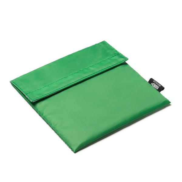 7599_226_1_1 LOMBAS — Reusable sandwich pouch in RPET polyester with PEVA isothermic inner lining